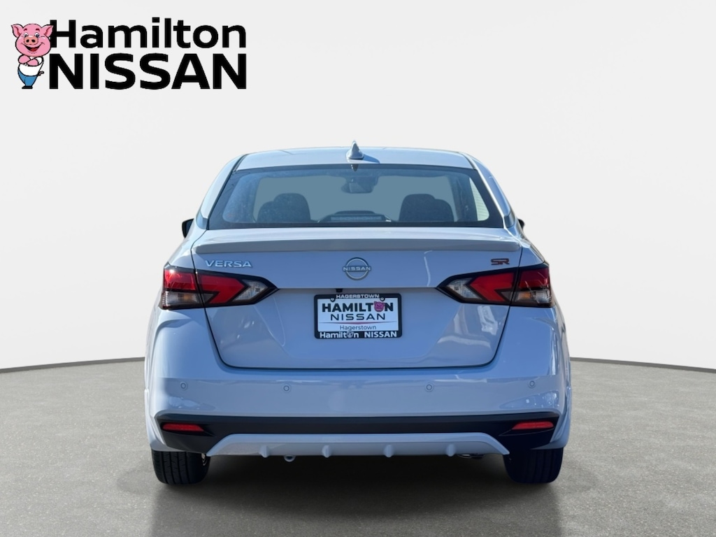 New 2025 Nissan Versa 1.6 SR Sedan