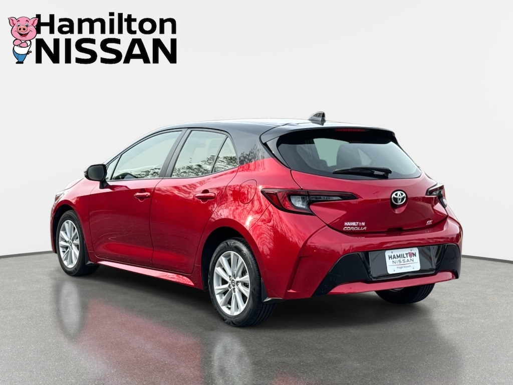 Used 2024 Toyota Corolla Hatchback SE Hatchback