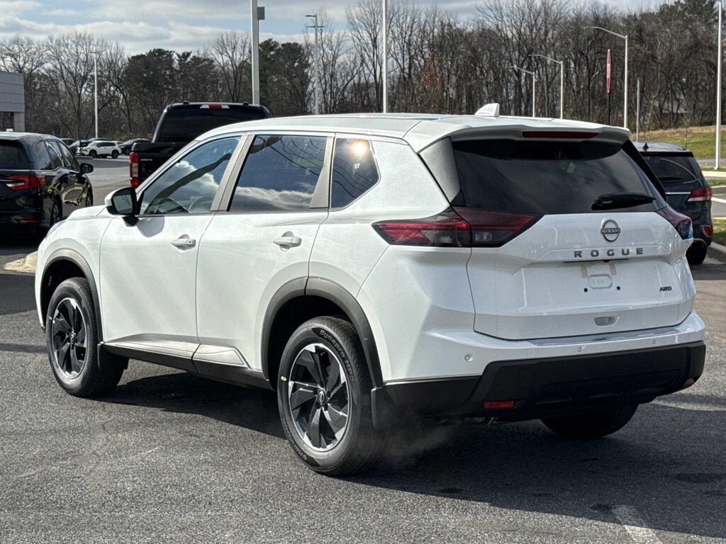New 2026 Nissan Rogue SV SUV