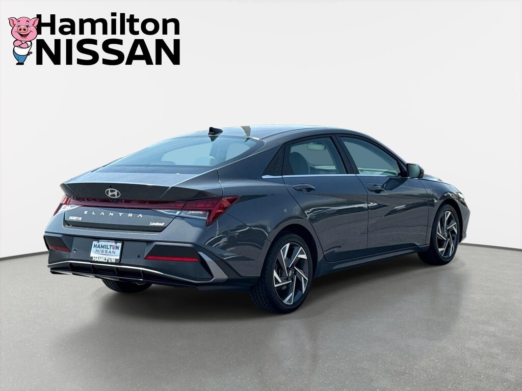 Used 2024 Hyundai Elantra Limited Sedan