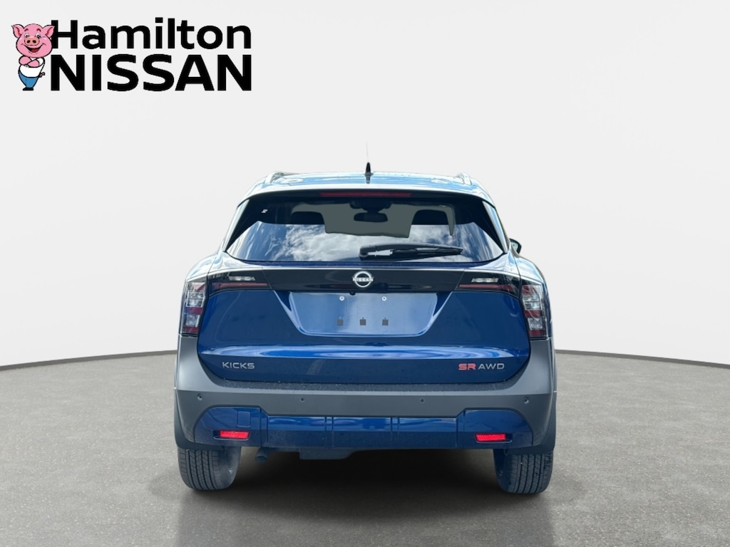 New 2026 Nissan Kicks SR SUV