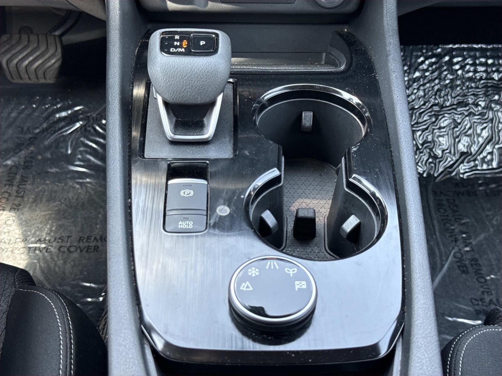 2026 Nissan Rogue SV - Photo 13