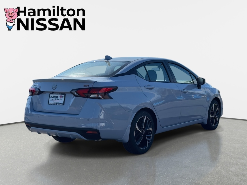 New 2025 Nissan Versa 1.6 SR Sedan