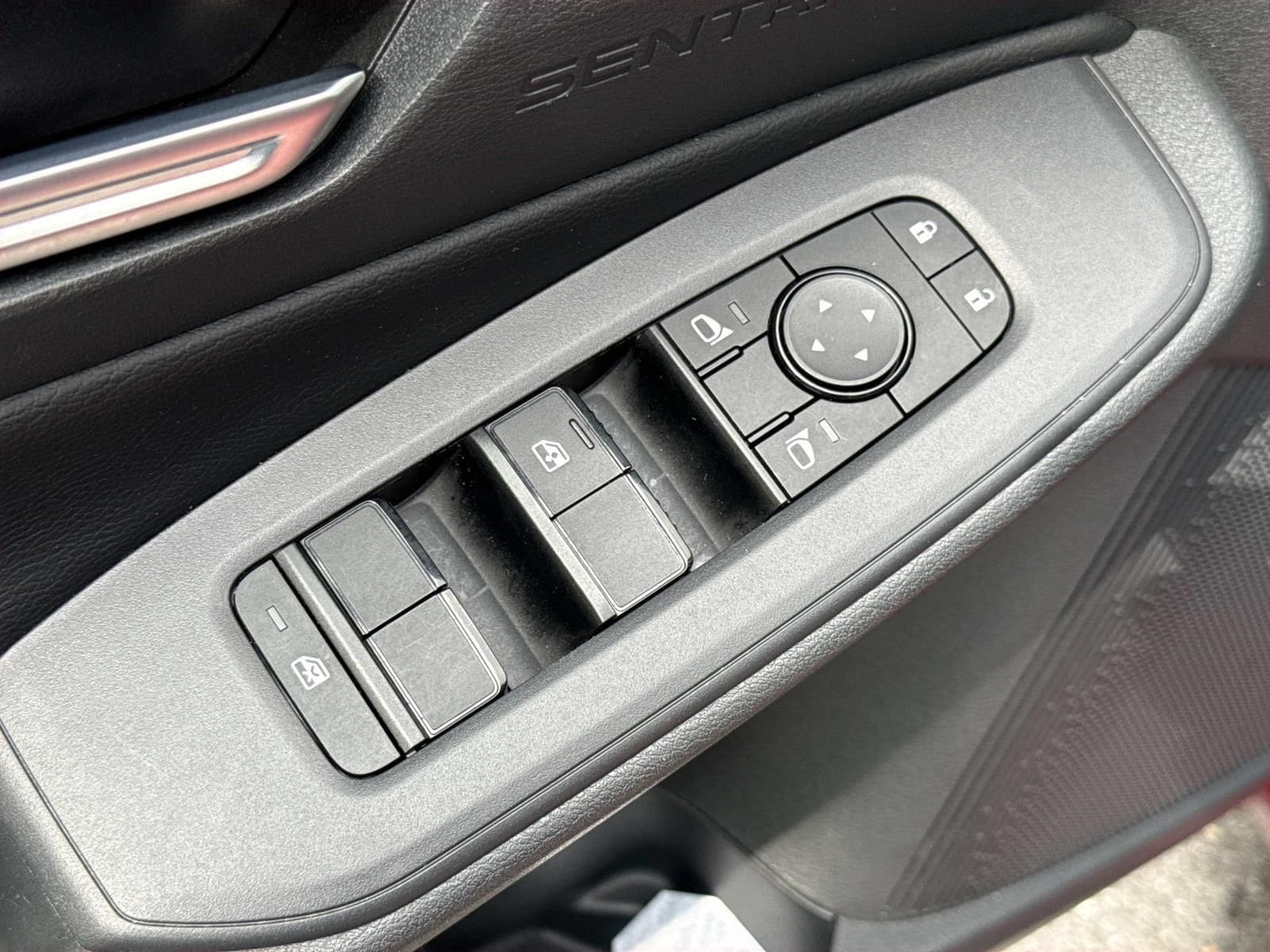 2026 Nissan Sentra SV - Photo 22
