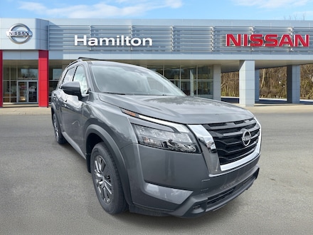 2025 Nissan Pathfinder SV SUV