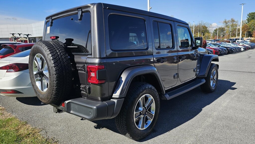 Used 2019 Jeep Wrangler Unlimited Sahara 4x4 SUV