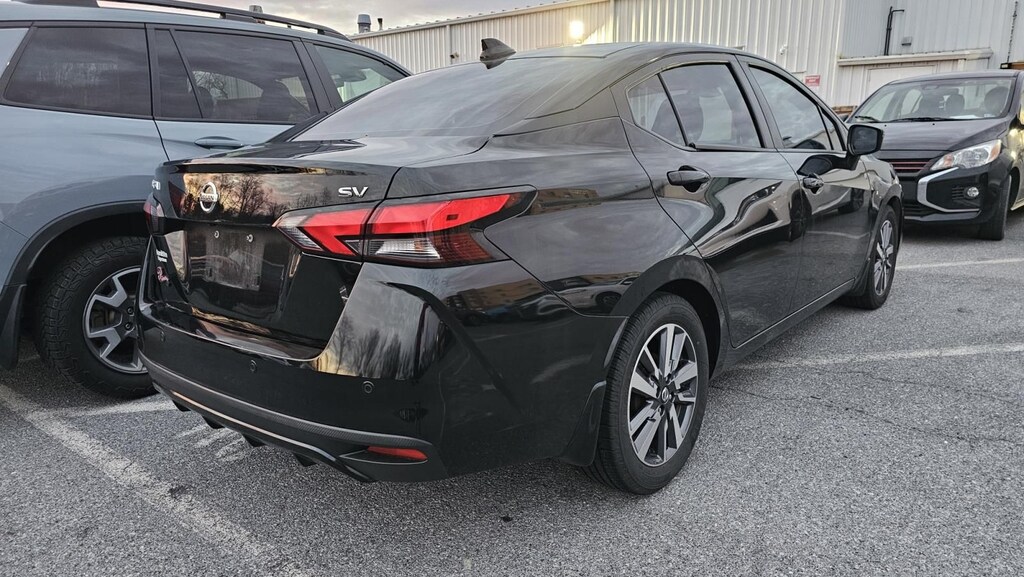 Used 2020 Nissan Versa 1.6 SV Sedan