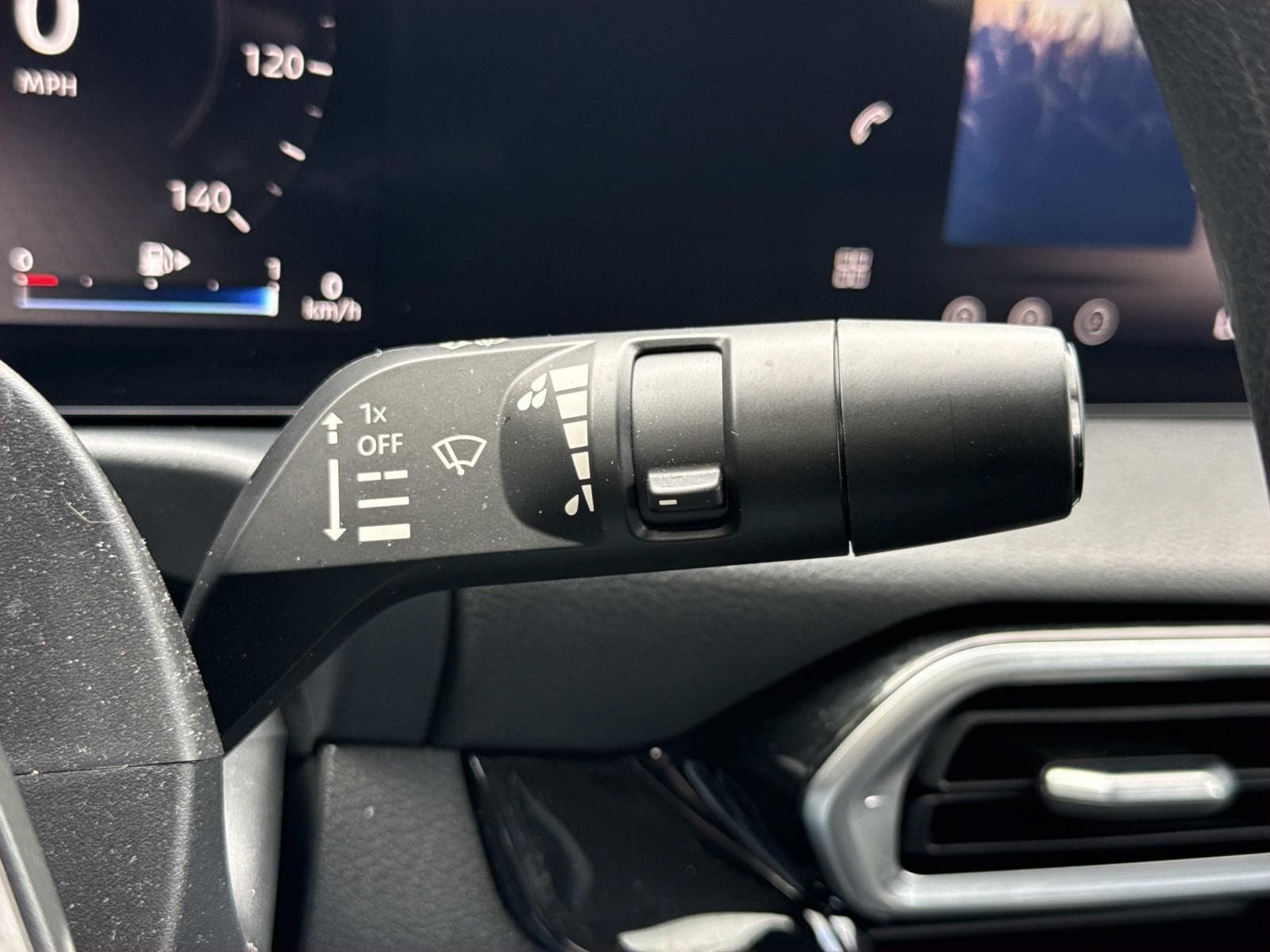2026 Nissan Sentra SV - Photo 17