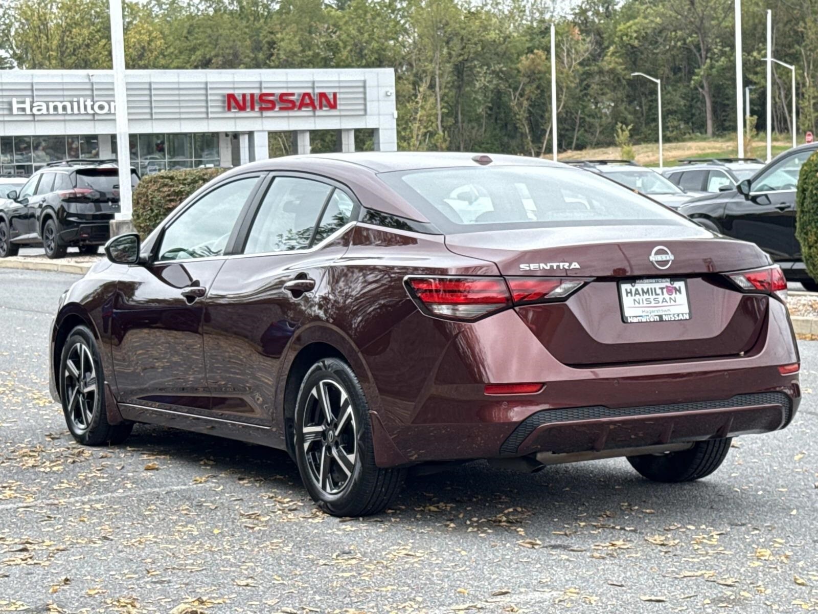 2025 Nissan Sentra SV photo 4