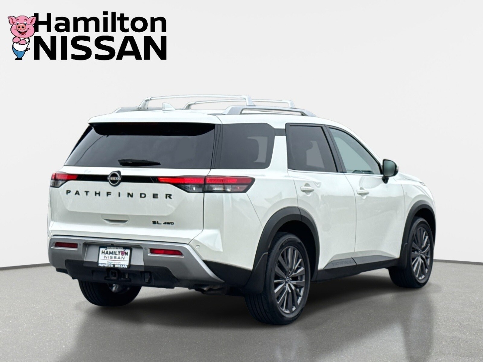 2024 Nissan Pathfinder SL photo 2