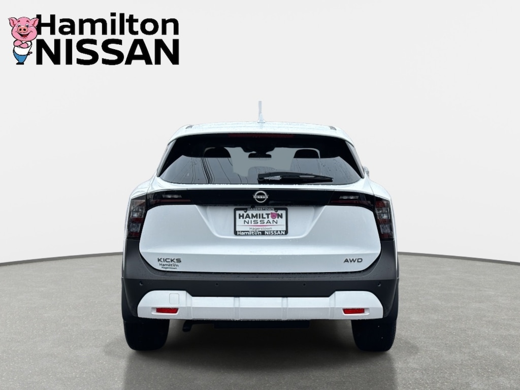 New 2025 Nissan Kicks SV SUV