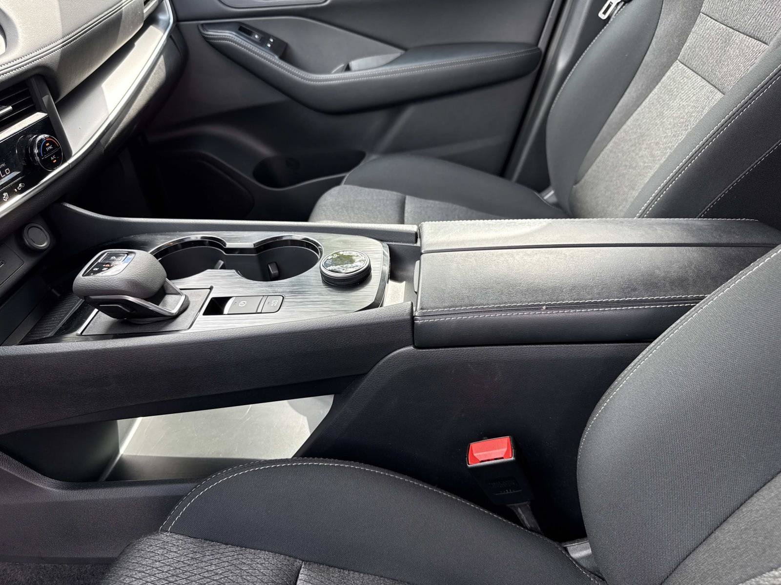 2026 Nissan Rogue SV - Photo 21