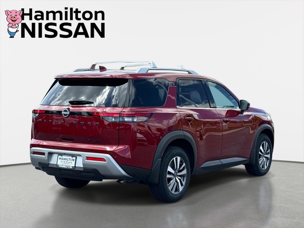 Used 2023 Nissan Pathfinder SL SUV