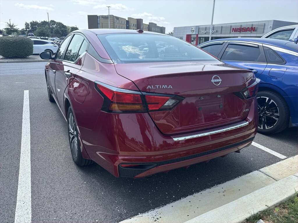 Used 2023 Nissan Altima 2.5 SV Sedan