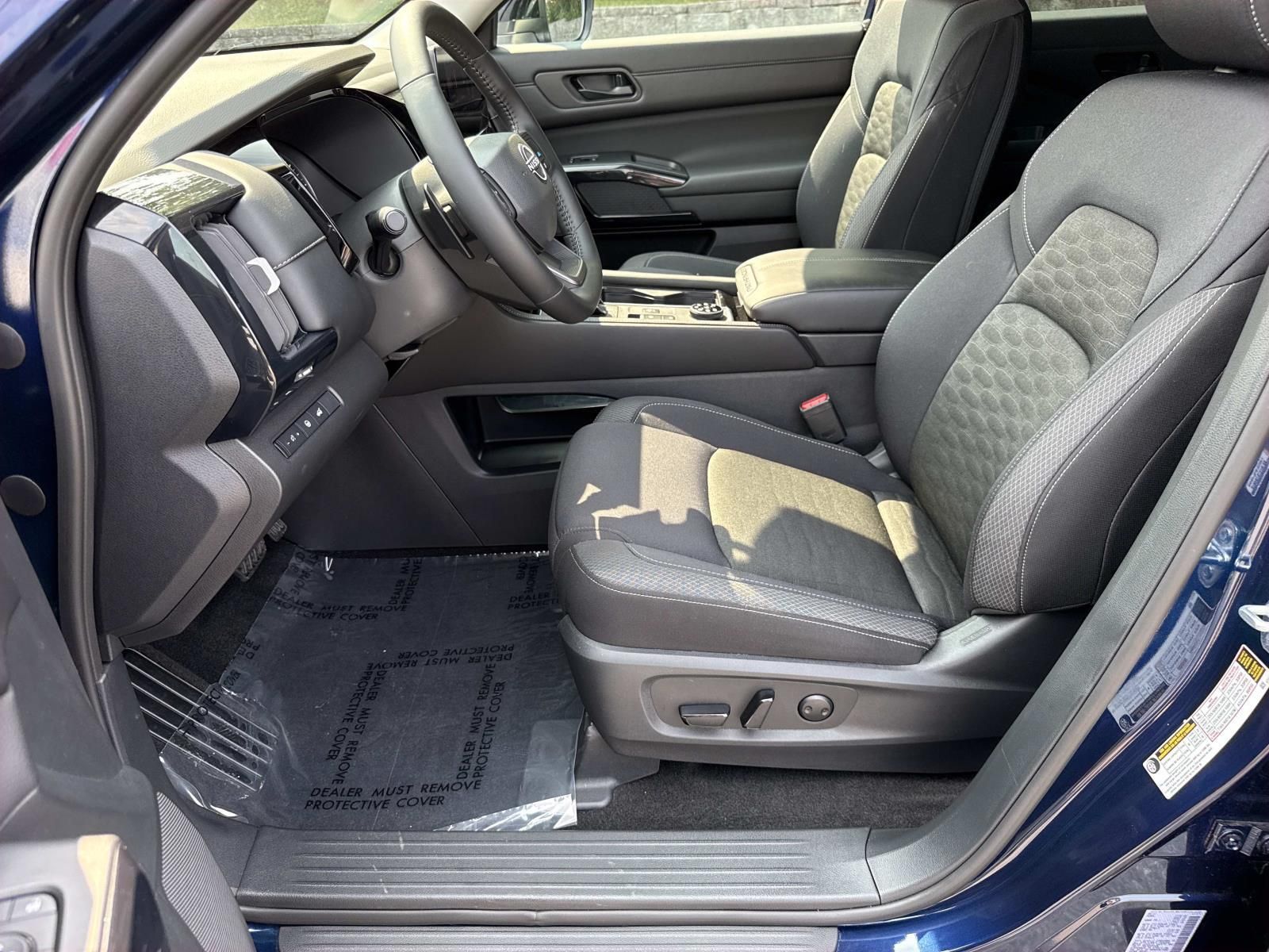 2026 Nissan Pathfinder SV - Photo 29