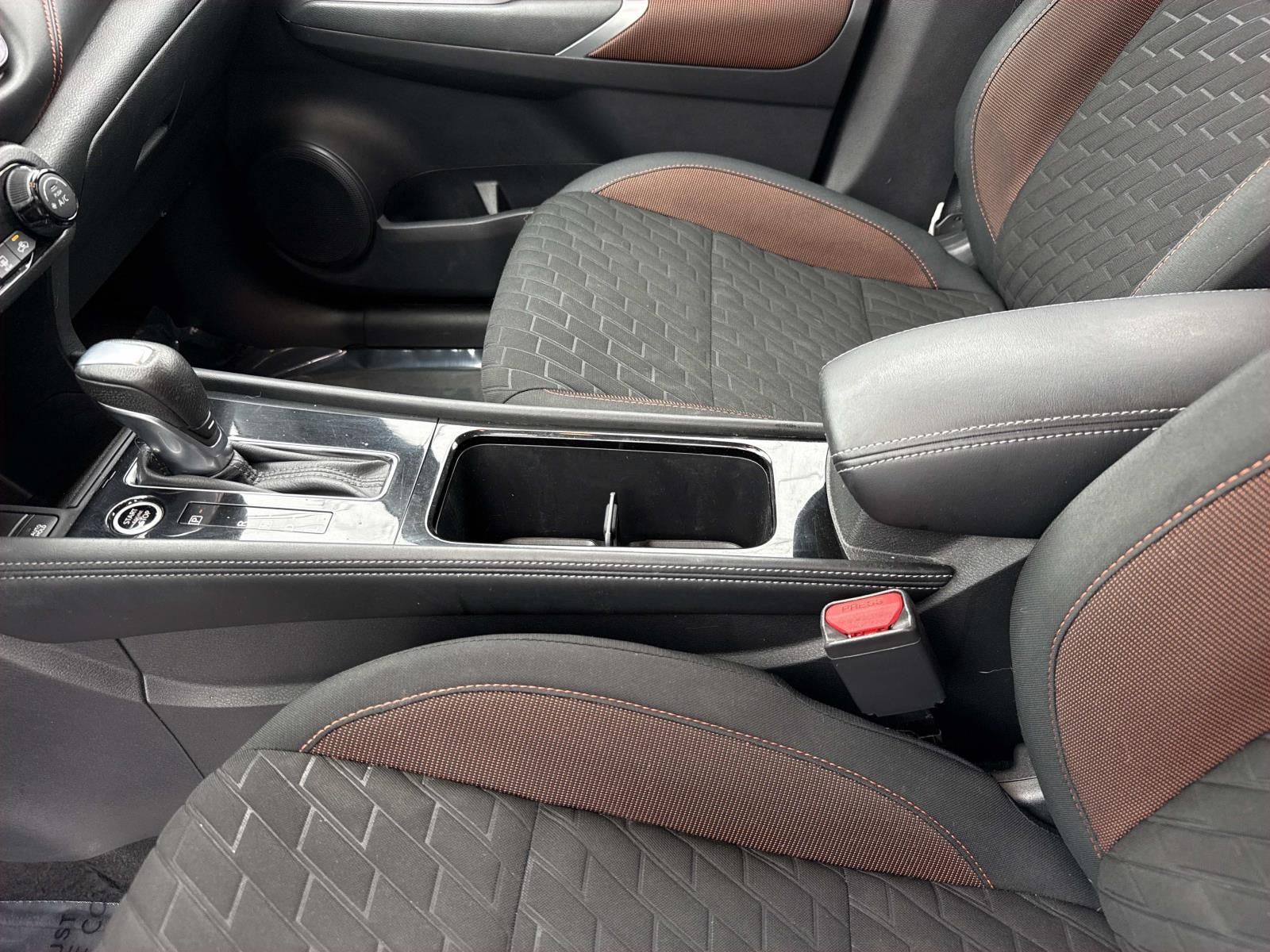 2021 Nissan Kicks SR - Photo 21