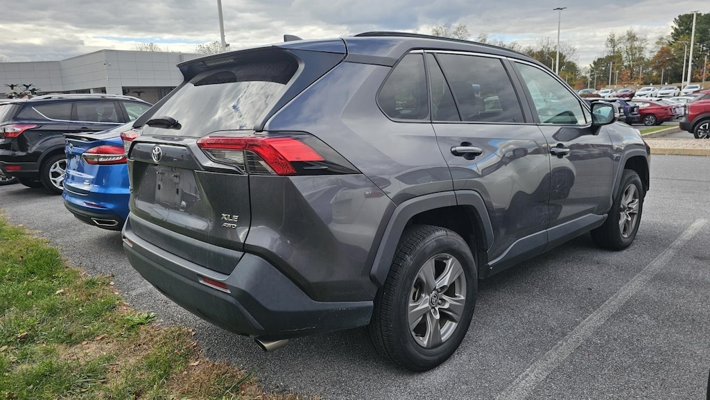 Used 2024 Toyota RAV4 XLE SUV