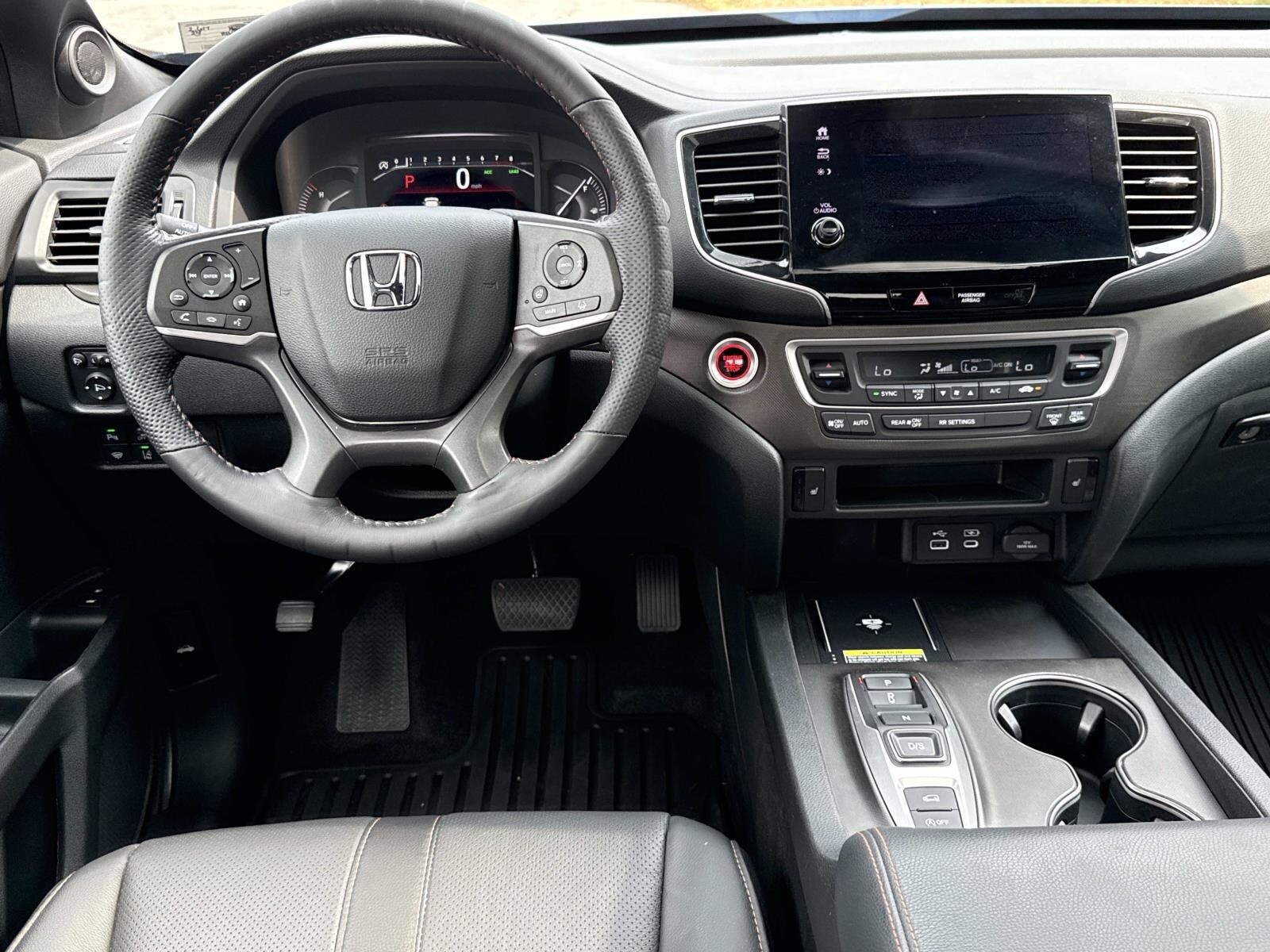 2024 Honda Passport TrailSport photo 2