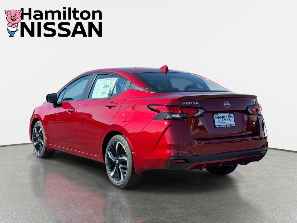 New 2025 Nissan Versa 1.6 SR Sedan