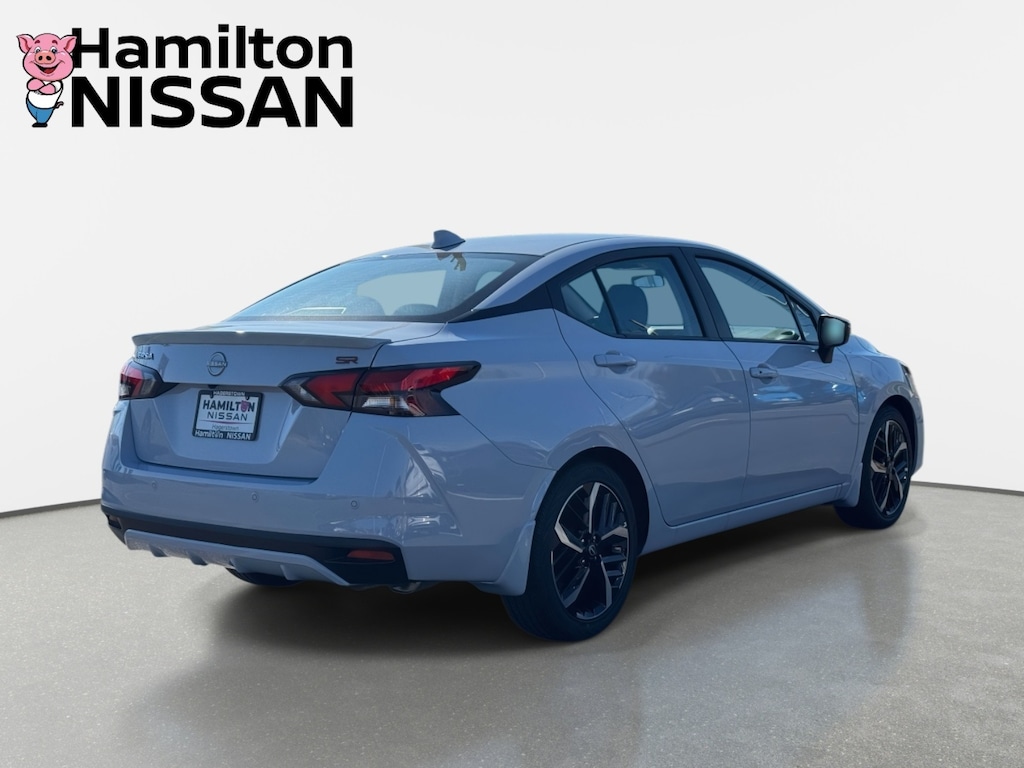 New 2025 Nissan Versa 1.6 SR Sedan