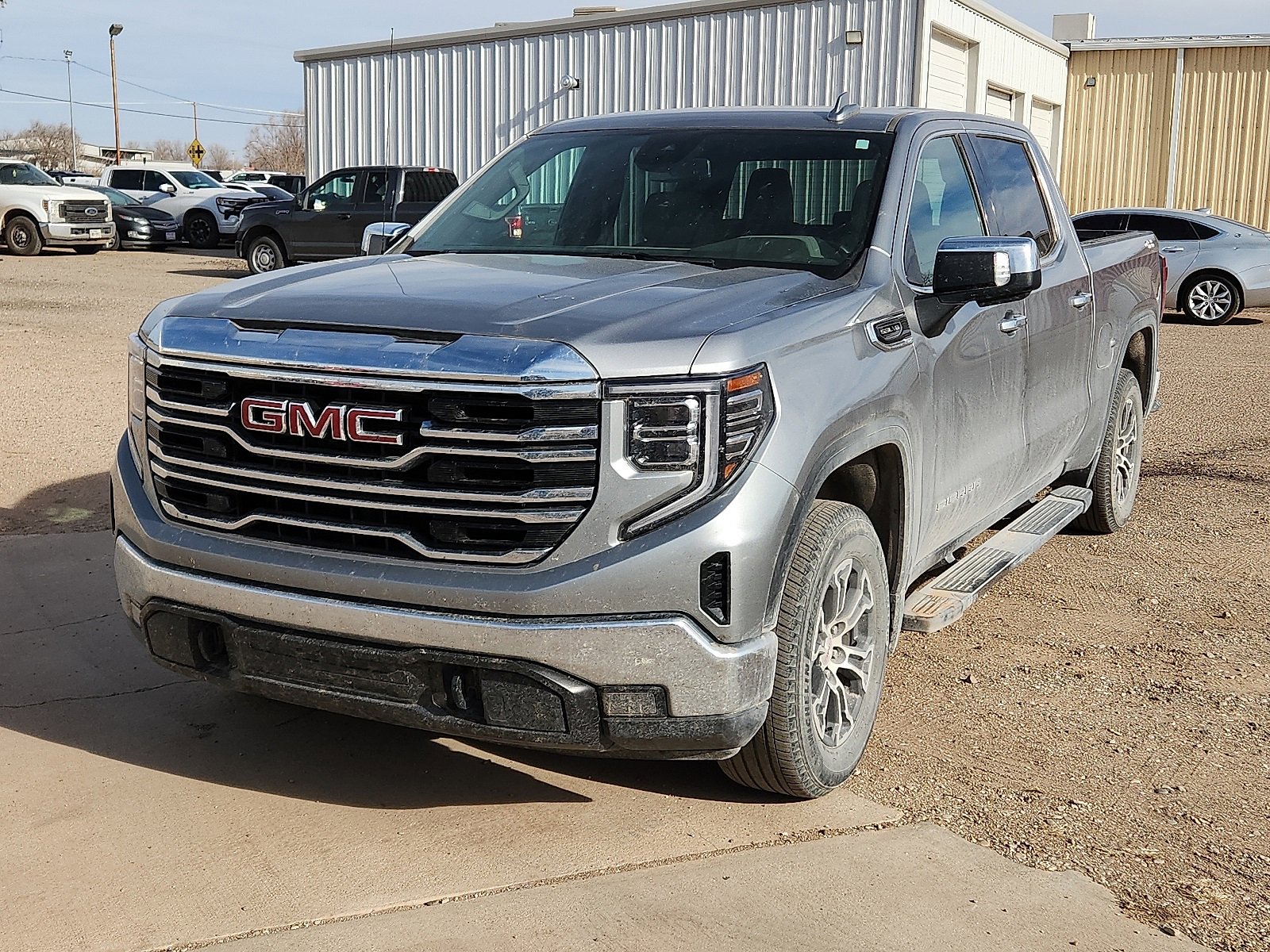 2024 GMC Sierra 1500 SLT's photo