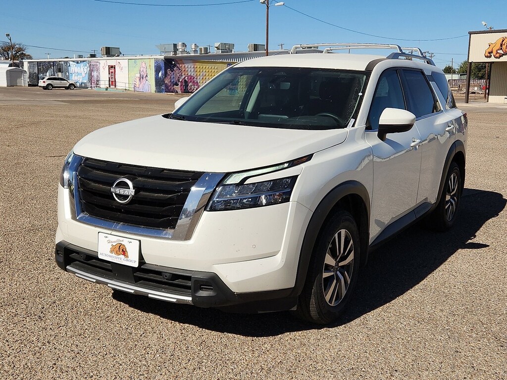Used 2024 Nissan Pathfinder SL Sport Utility