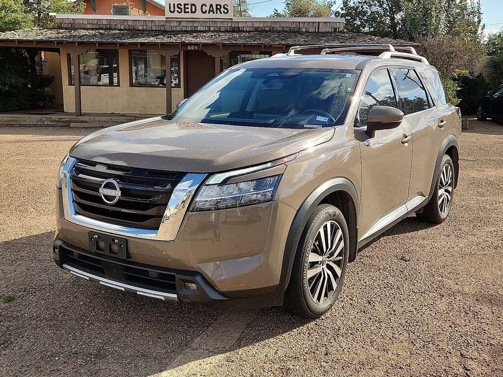 Used 2024 Nissan Pathfinder Platinum Sport Utility