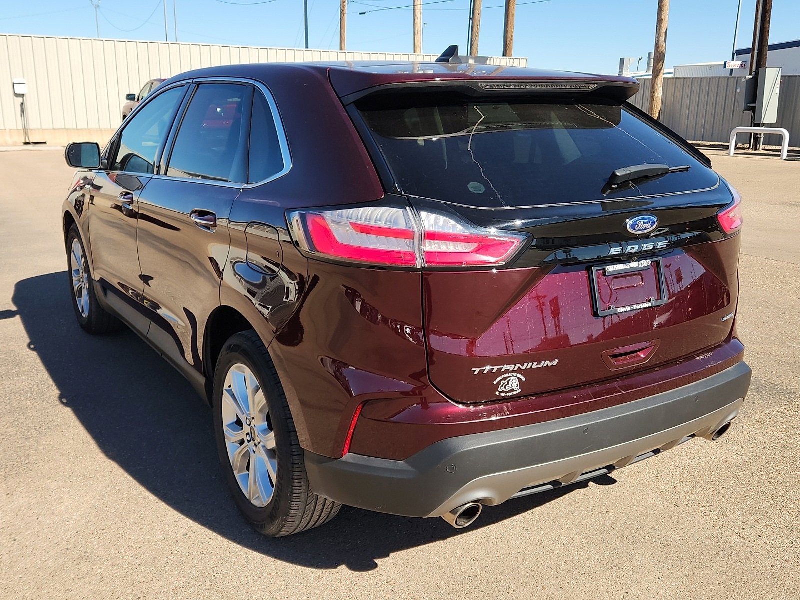 2024 Ford Edge Titanium photo 3