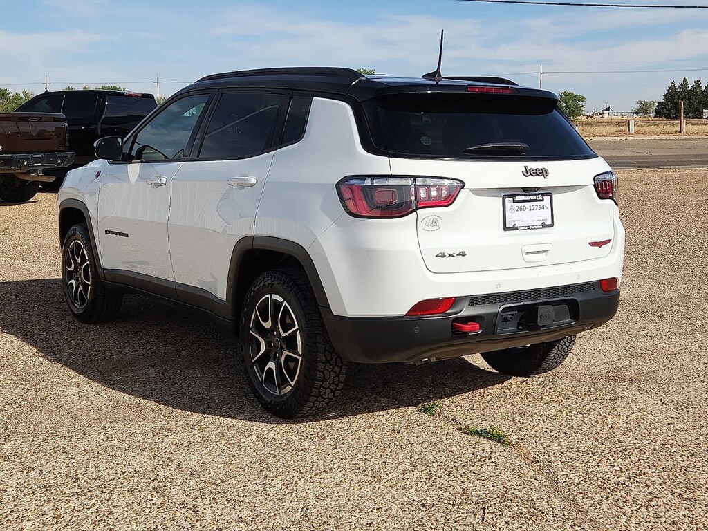 Used 2025 Jeep Compass Trailhawk Sport Utility
