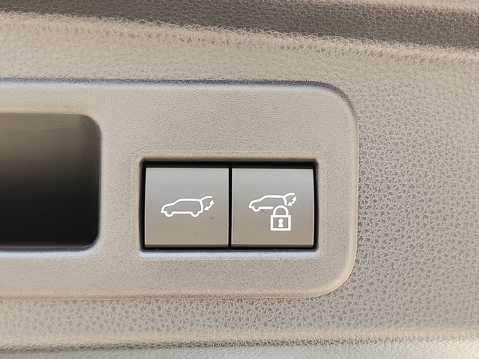 2026 Toyota 4Runner TRD Off-Road Premium - Photo 9