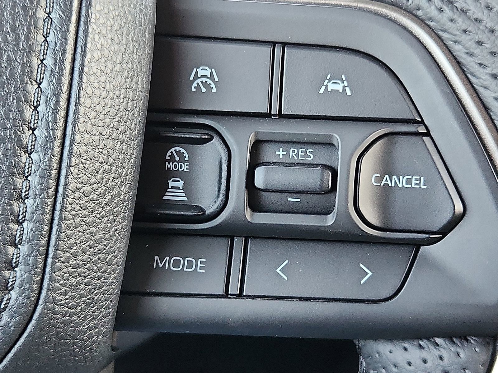 2026 Toyota Tacoma SR5 - Photo 18