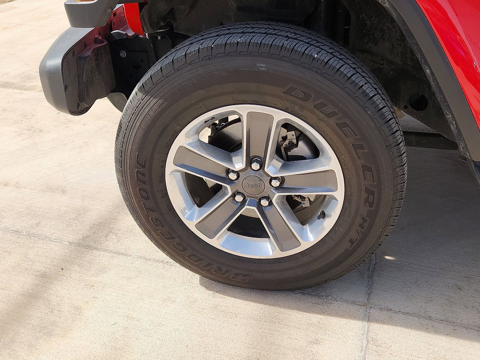 2020 Jeep Wrangler Unlimited Sahara - Photo 6