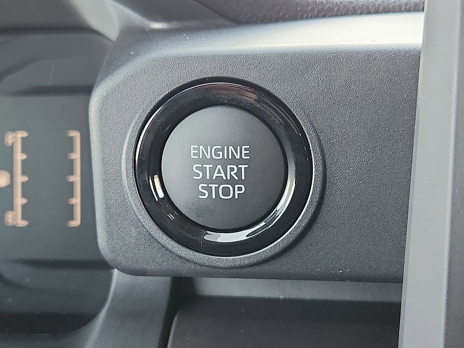 2026 Toyota Tacoma SR5 - Photo 17