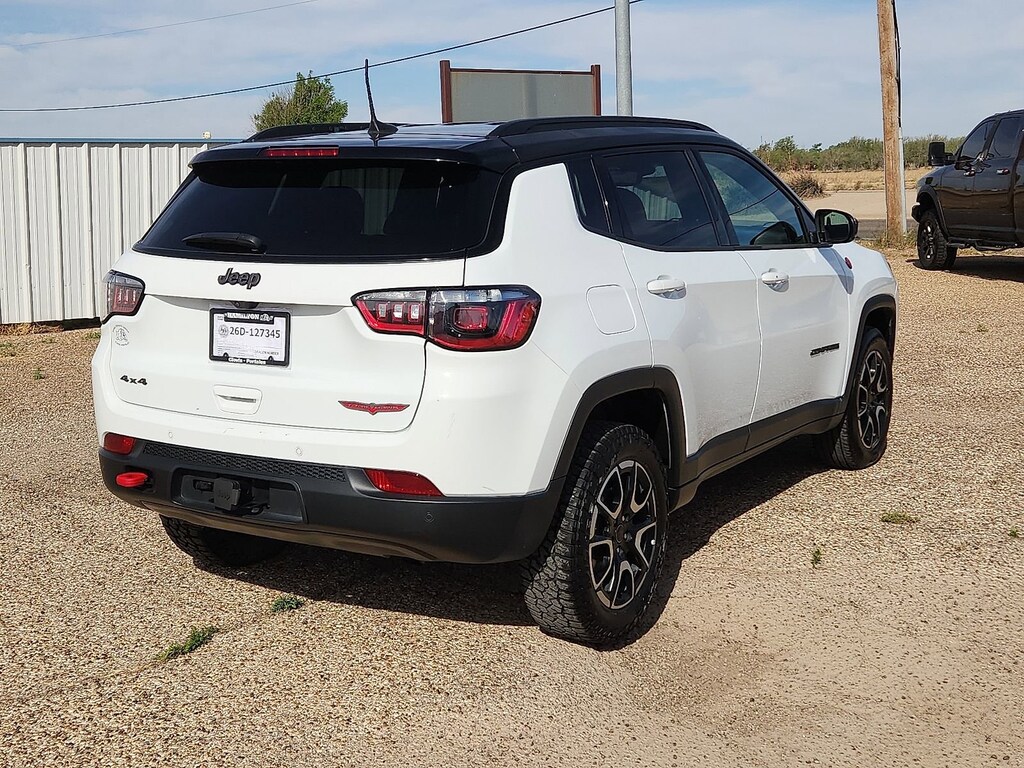 Used 2025 Jeep Compass Trailhawk Sport Utility