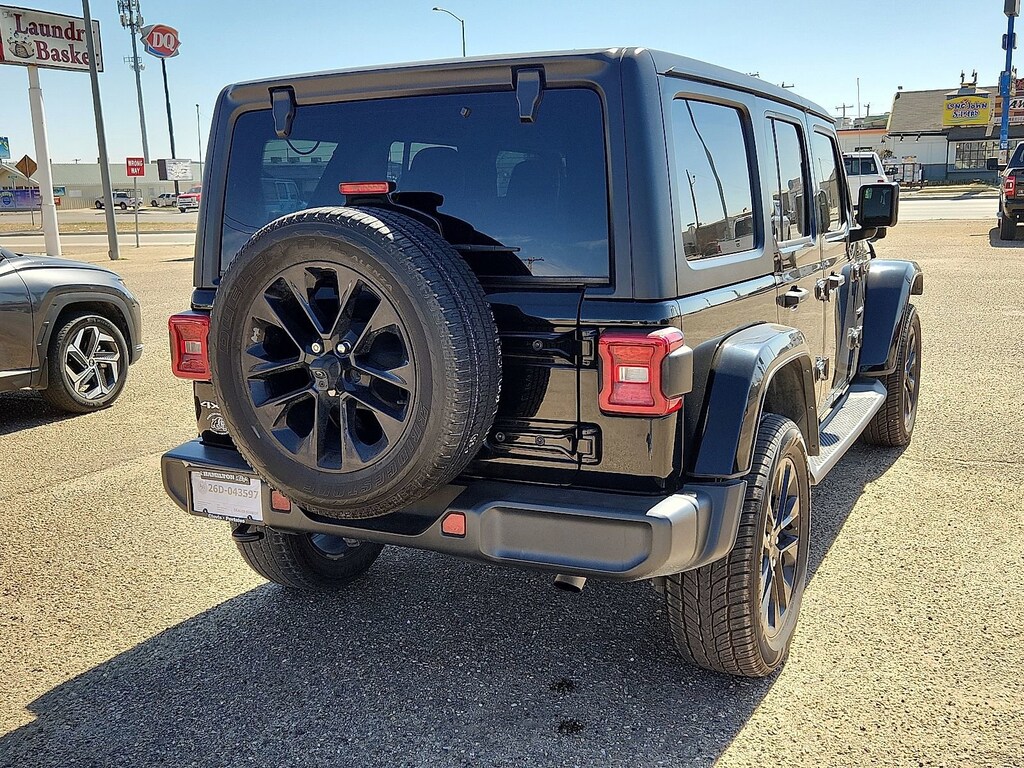 Used 2021 Jeep Wrangler Unlimited Sahara Sport Utility