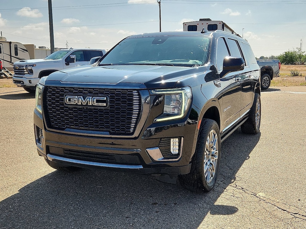 Used 2023 GMC Yukon XL Denali Ultimate Sport Utility