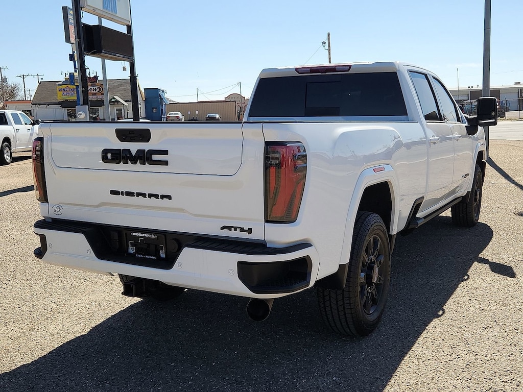Used 2024 GMC Sierra 2500HD AT4 Truck