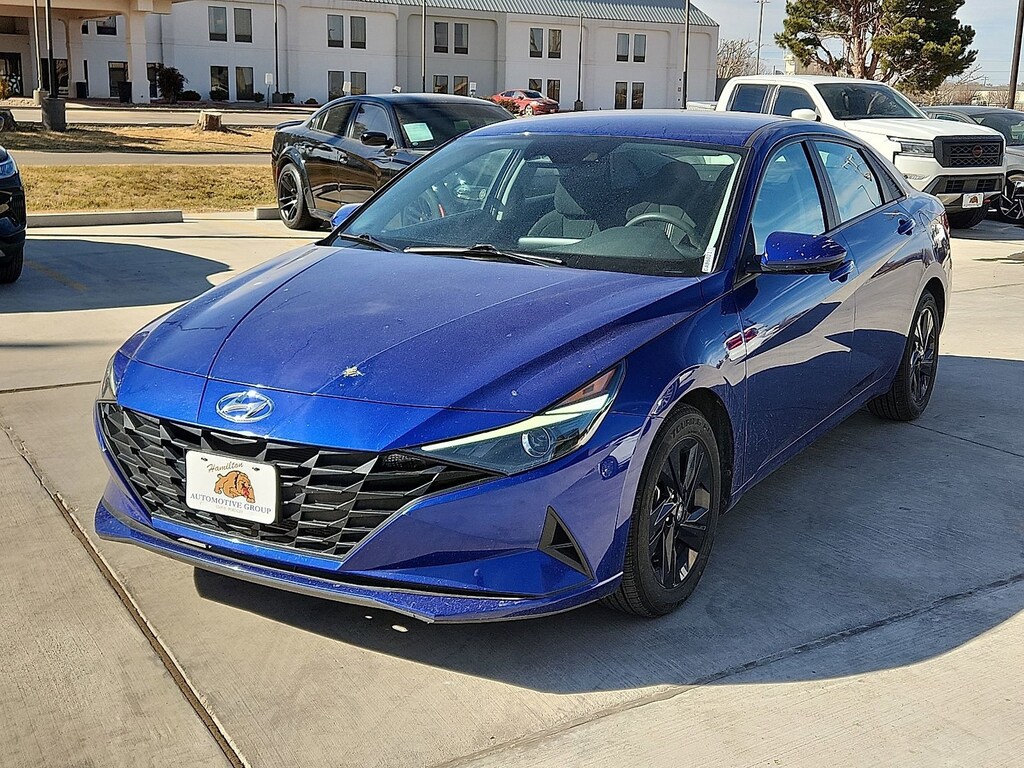 Used 2023 Hyundai Elantra SEL Sedan