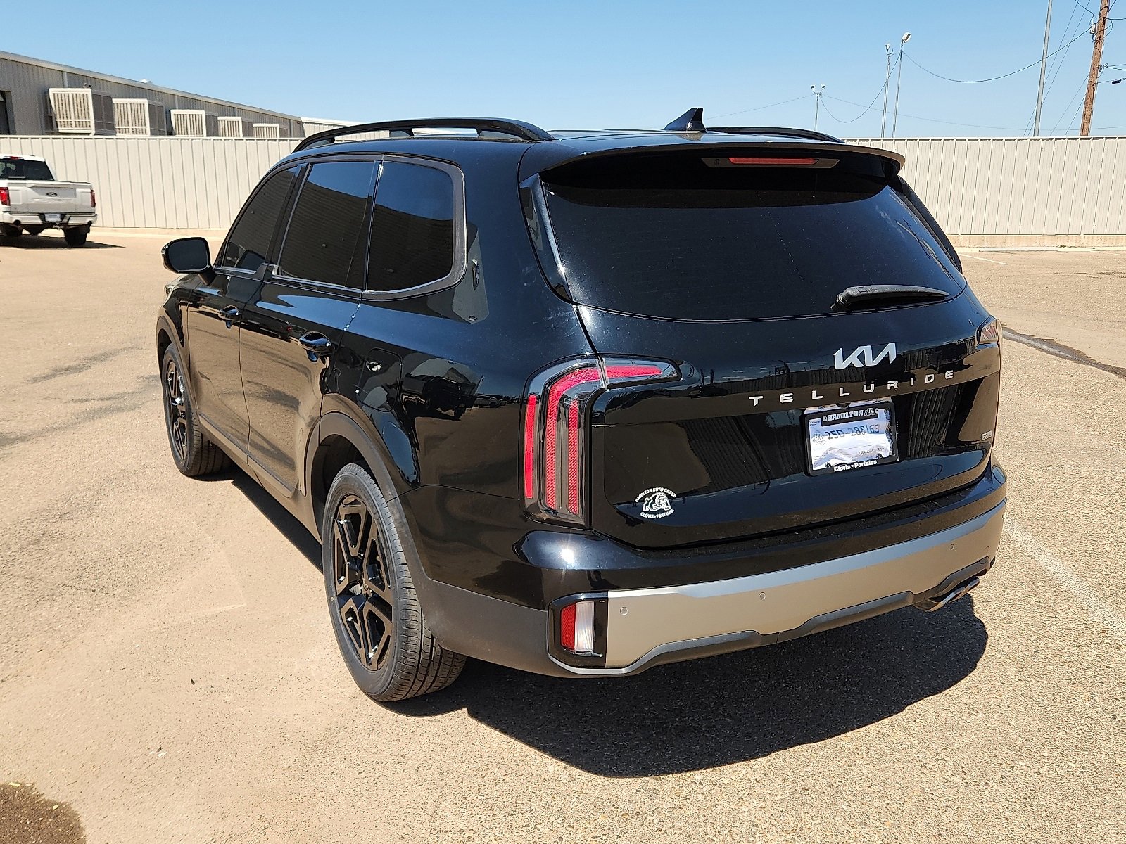 2023 Kia Telluride X-Line photo 2