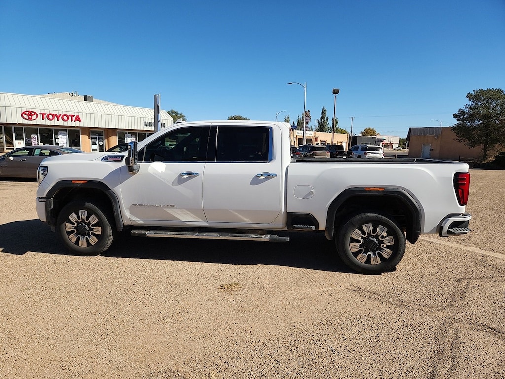 Used 2024 GMC Sierra 2500HD Denali Truck