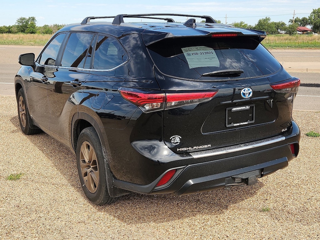 Used 2023 Toyota Highlander Hybrid Bronze Edition Sport Utility