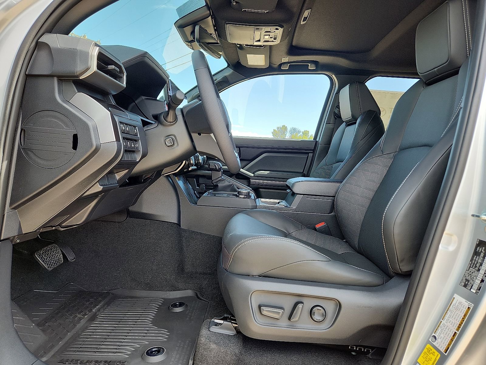 2026 Toyota 4Runner TRD Off-Road Premium - Photo 12