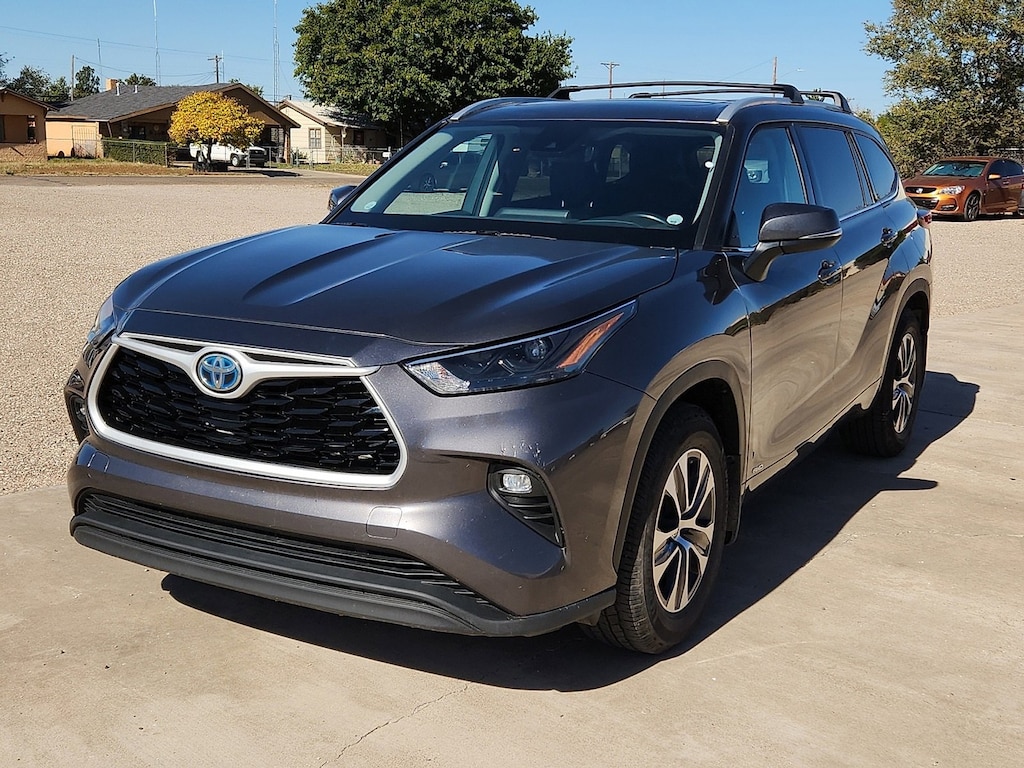 Used 2022 Toyota Highlander Hybrid Sport Utility