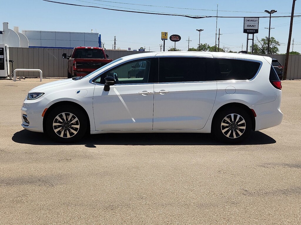 Used 2024 Chrysler Pacifica Hybrid Select Passenger Van