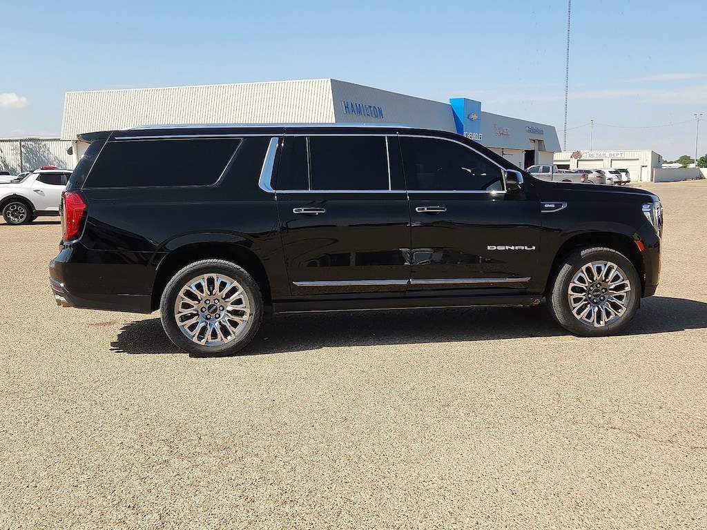 Used 2023 GMC Yukon XL Denali Ultimate Sport Utility