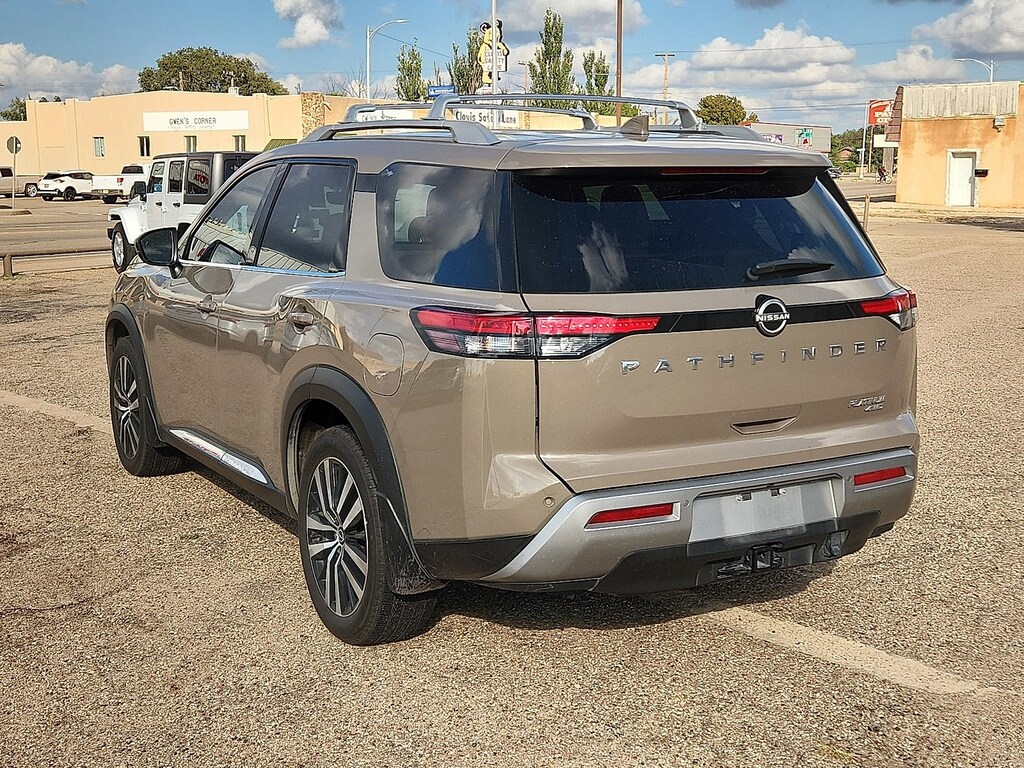 Used 2024 Nissan Pathfinder Platinum Sport Utility