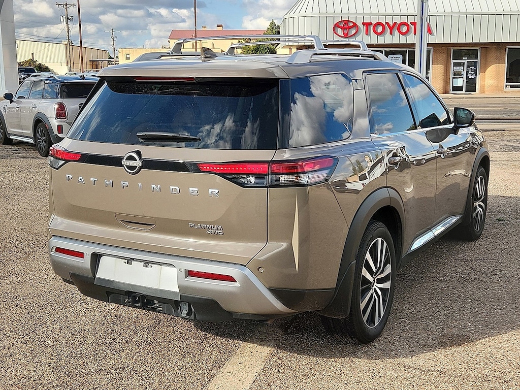 Used 2024 Nissan Pathfinder Platinum Sport Utility