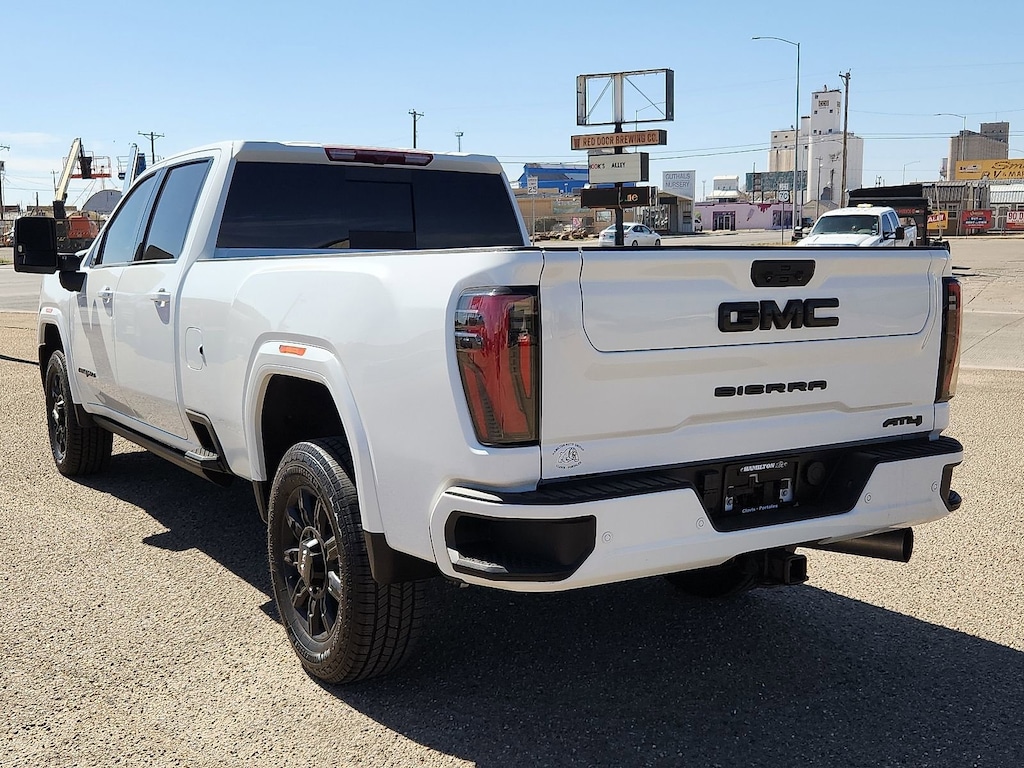 Used 2024 GMC Sierra 2500HD AT4 Truck