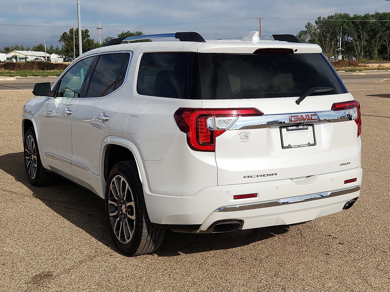 2022 Gmc Acadia Denali photo 3
