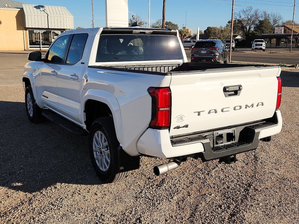 New 2025 Toyota Tacoma SR5 Truck Double Cab
